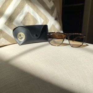 Ray Ban Women’s sunglasses - Tortoise